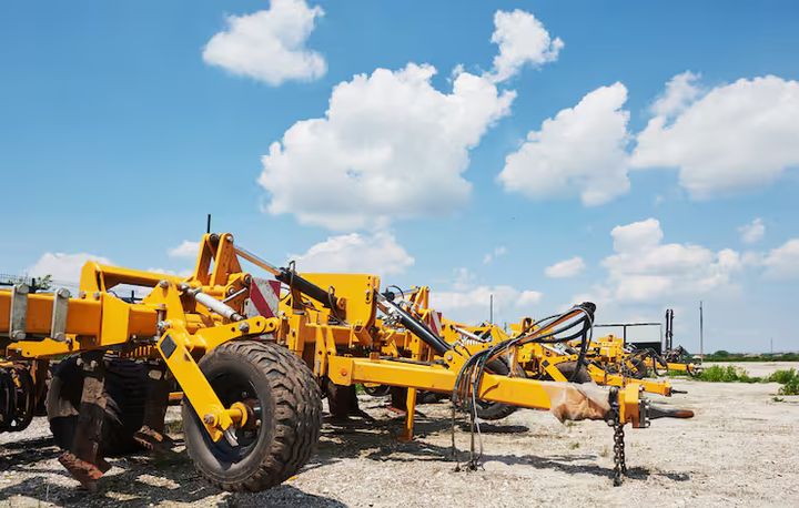 Construction Equipment Overview With Modern Machinery and Industrial Technology Information