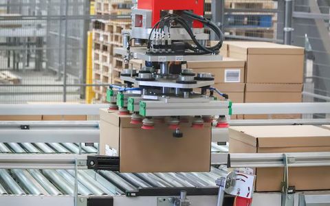 Wrapping Machines Basics With Industrial Packaging